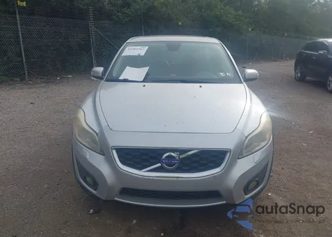 2011 Volvo C30 T5/T5 R-Design from USA, damaged, VIN YV1672MK9B2230036